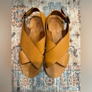 Madewell sandals size 6